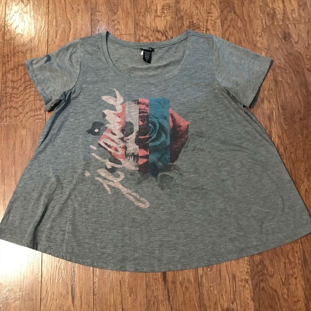 👰🏻WEDDING SALE💍 Torrid jet’aime Tee Size 1